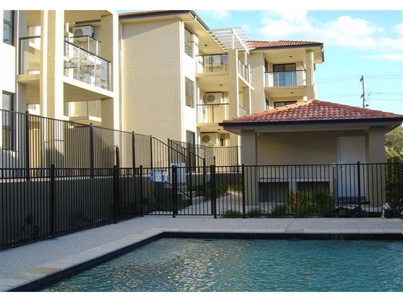 10/111-113 Golden Four Drive, Bilinga QLD 4225