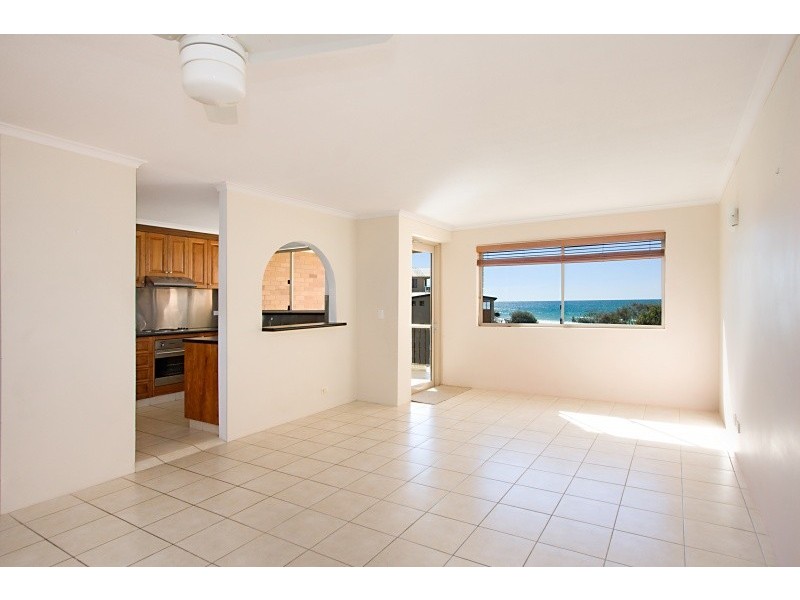 9/363 Golden Four Drive, Tugun QLD 4224