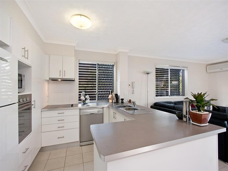 4/468 Coolangatta Road, Tugun QLD 4224