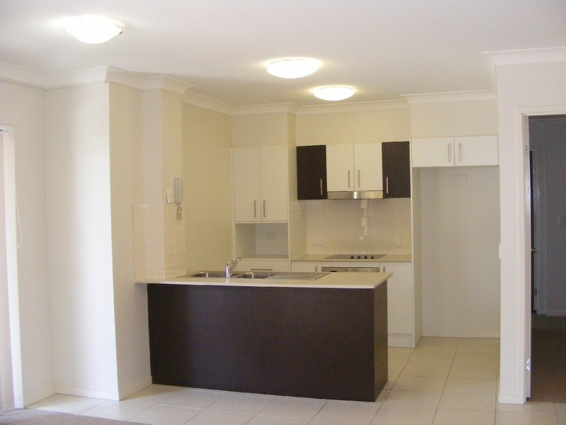 5/111-113 Golden Four Drive, Bilinga QLD 4225