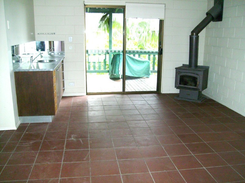 8 Hillcrest Drive, Tweed Heads South NSW 2486