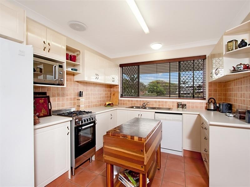 Bilinga QLD 4225