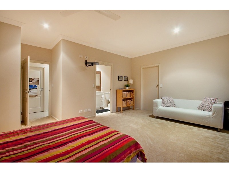 36 Samuel Drive, Tallebudgera QLD 4228