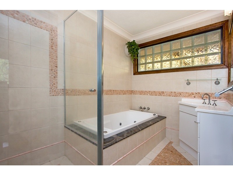 17 Anconia Avenue, Tweed Heads West NSW 2485