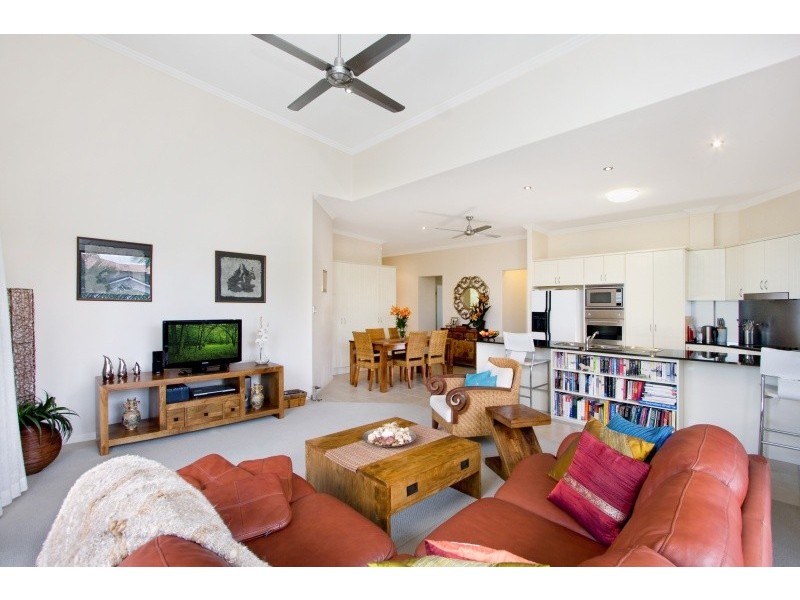 6/3 Johnston Street, Bilinga QLD 4225