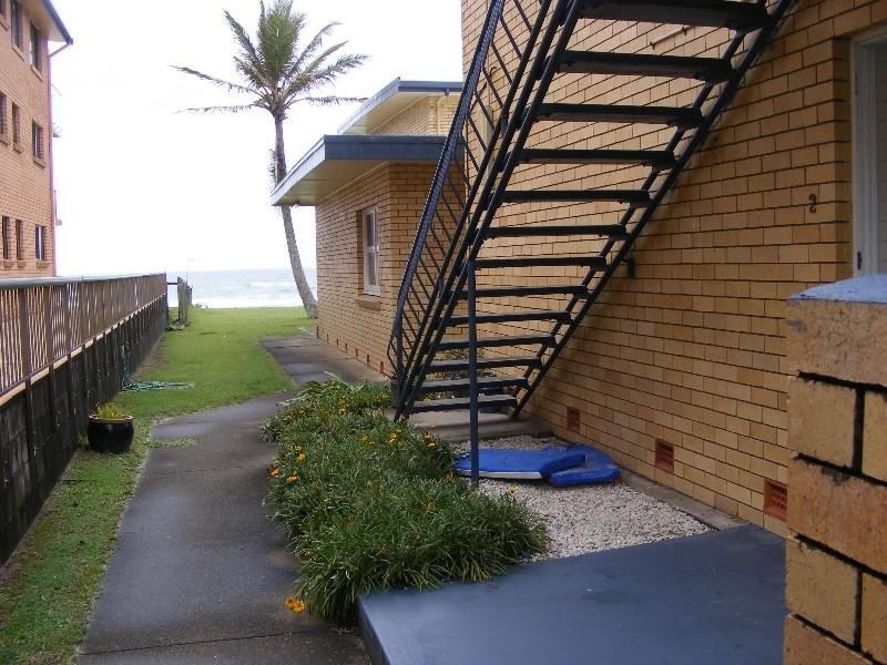2/269 Golden Four Drive, Tugun QLD 4224