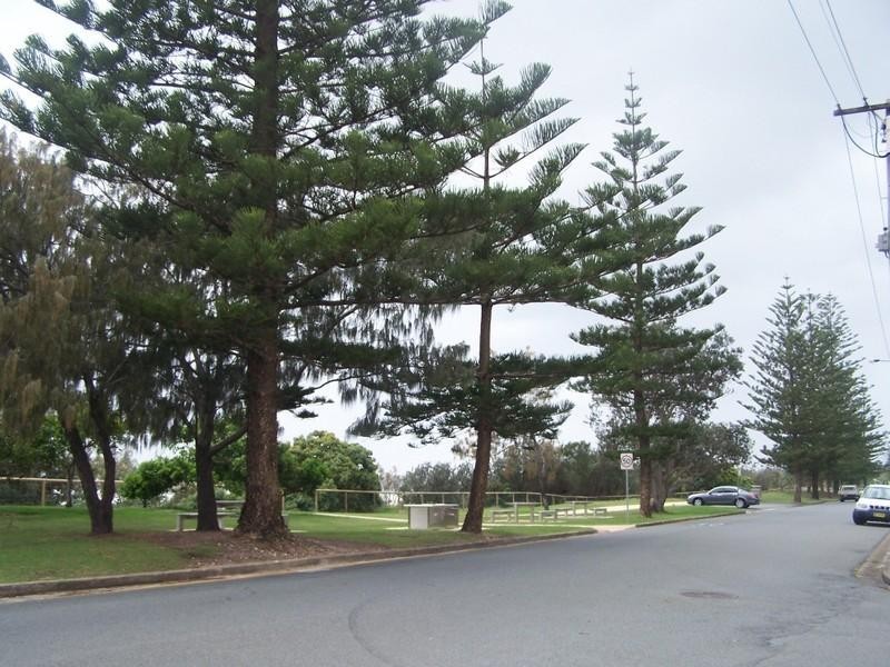 2/142 Pacific Parade, Bilinga QLD 4225