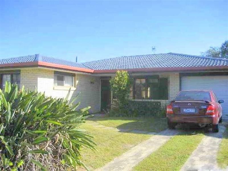 35 Tatha Avenue, Palm Beach QLD 4221