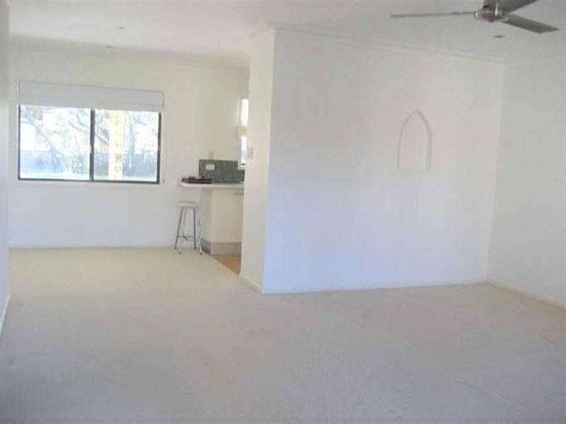 35 Tatha Avenue, Palm Beach QLD 4221