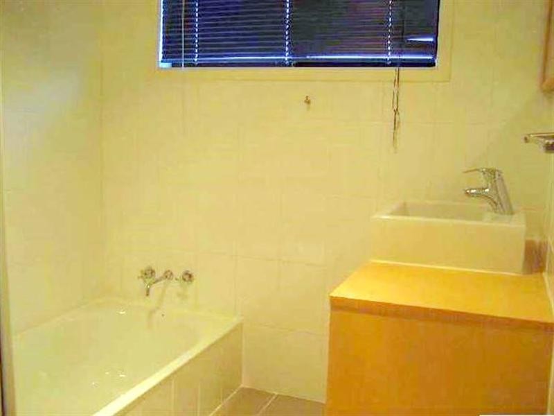 35 Tatha Avenue, Palm Beach QLD 4221