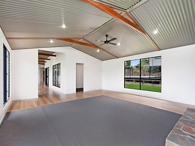 5 Stockyard Court, Tallebudgera QLD 4228