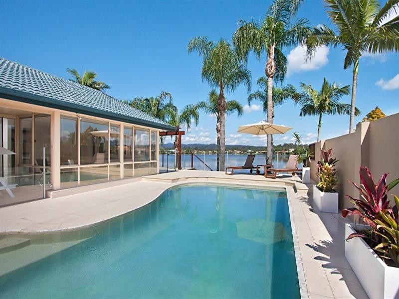 11 Ironbark Street, Elanora QLD 4221