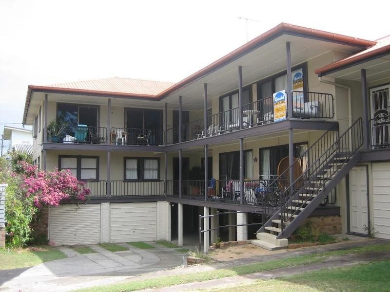 2/142 Pacific Parade, Bilinga QLD 4225