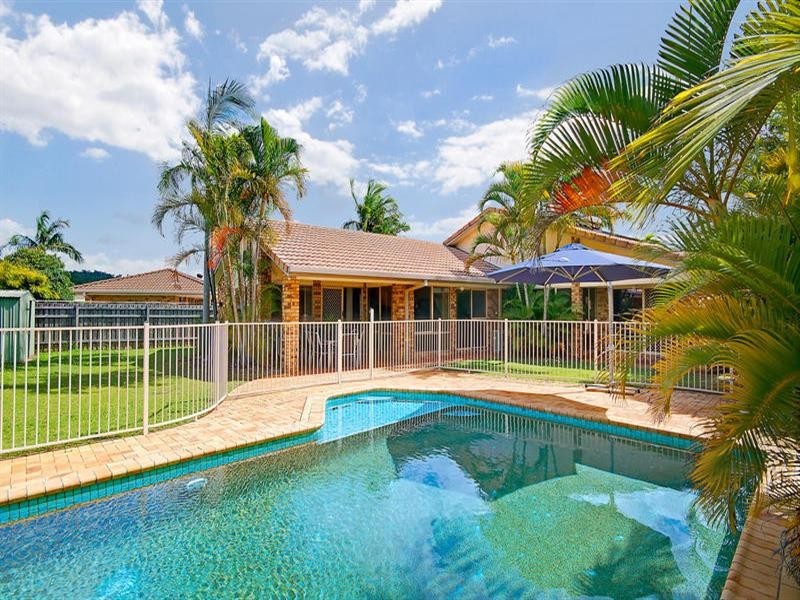 10 Blackbean Court, Elanora QLD 4221