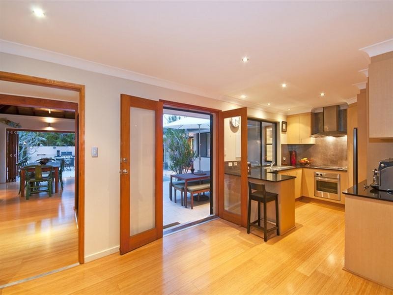 12 Linum Street, Palm Beach QLD 4221