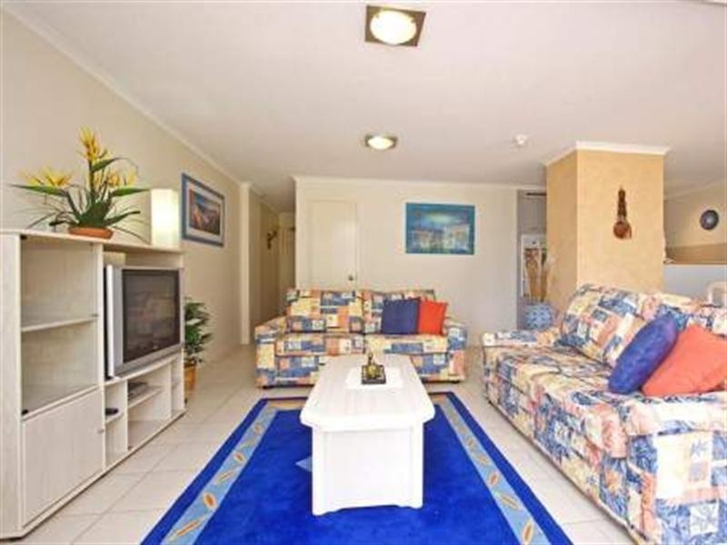 2/329 Golden Four Drive, Tugun QLD 4224