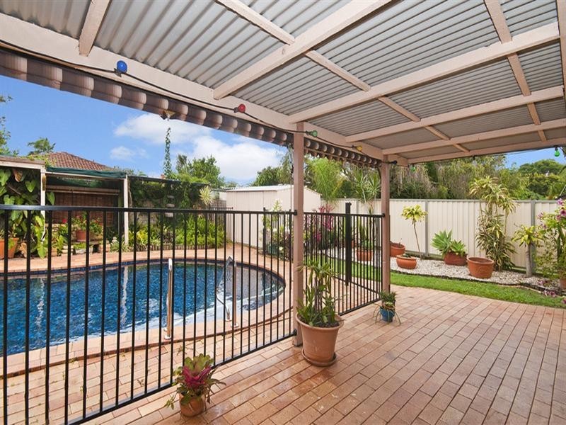 37 Tatha Avenue, Palm Beach QLD 4221