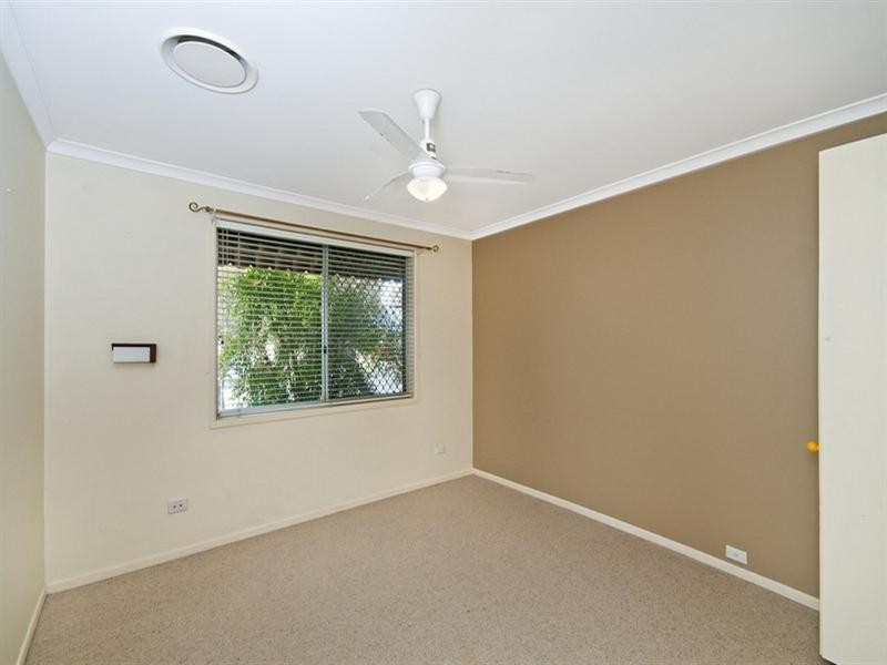 37 Tatha Avenue, Palm Beach QLD 4221