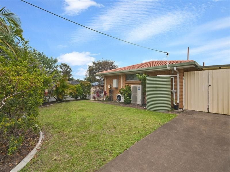37 Tatha Avenue, Palm Beach QLD 4221