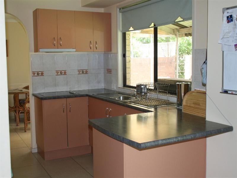 4 Clives Circuit, Currumbin Waters QLD 4223