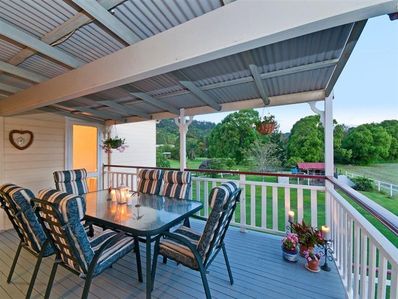 35 Valley Drive, Tallebudgera QLD 4228