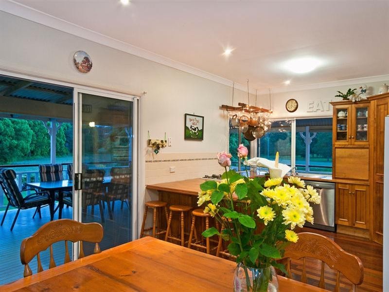 35 Valley Drive, Tallebudgera QLD 4228