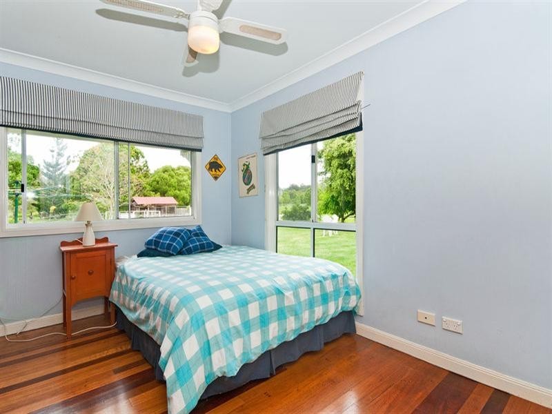 35 Valley Drive, Tallebudgera QLD 4228