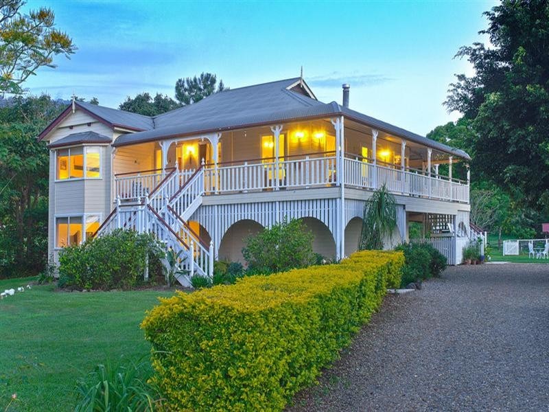 35 Valley Drive, Tallebudgera QLD 4228