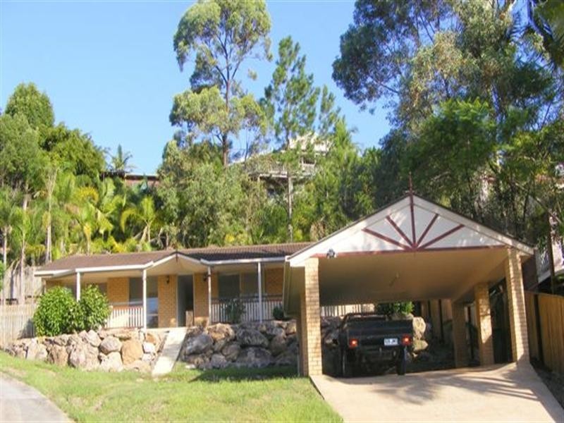 33 Balsa Street, Elanora QLD 4221