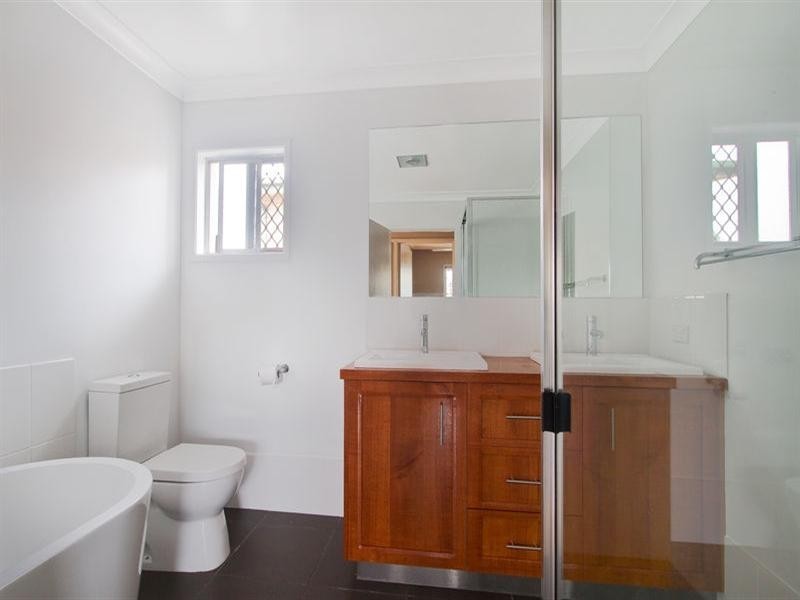 50 Wagawn Street, Tugun QLD 4224