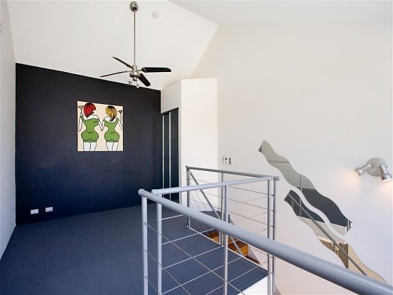 7/6 Nalla Court, Palm Beach QLD 4221