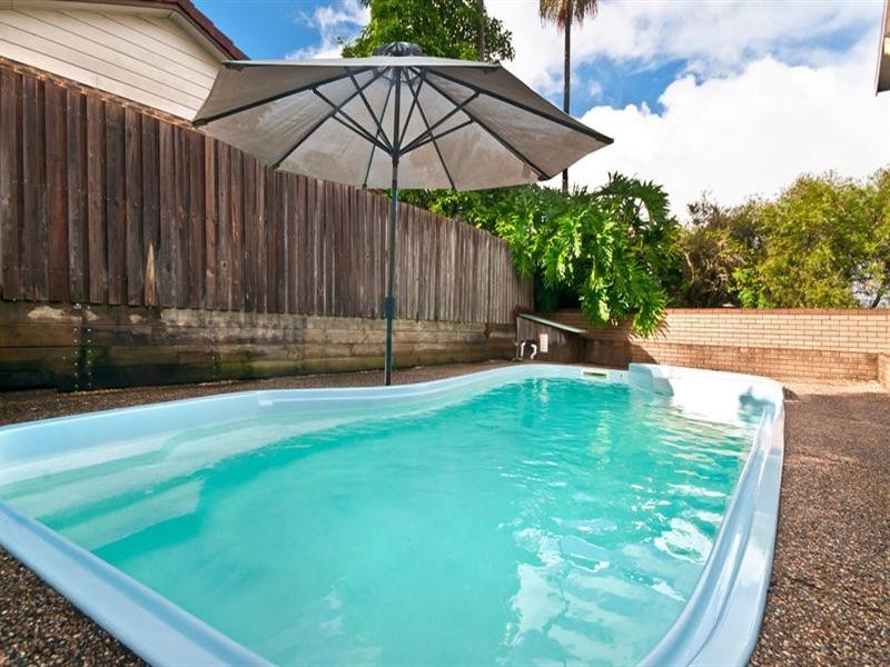 16 Aethalia Street, Currumbin Waters QLD 4223