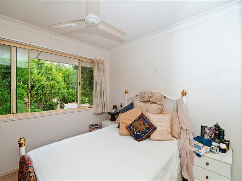 2/9 Kingia Court, Burleigh Heads QLD 4220