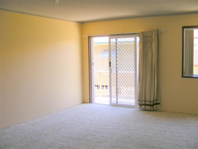 3/10 Tenth Avenue, Palm Beach QLD 4221