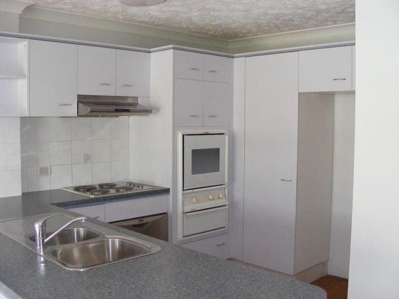 21-9 Ocean Street, Coolangatta QLD 4225