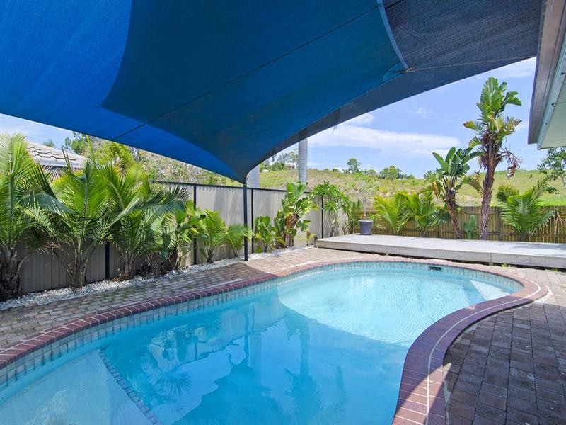 188 K P McGrath Drive, Elanora QLD 4221