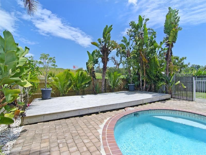 188 K P McGrath Drive, Elanora QLD 4221