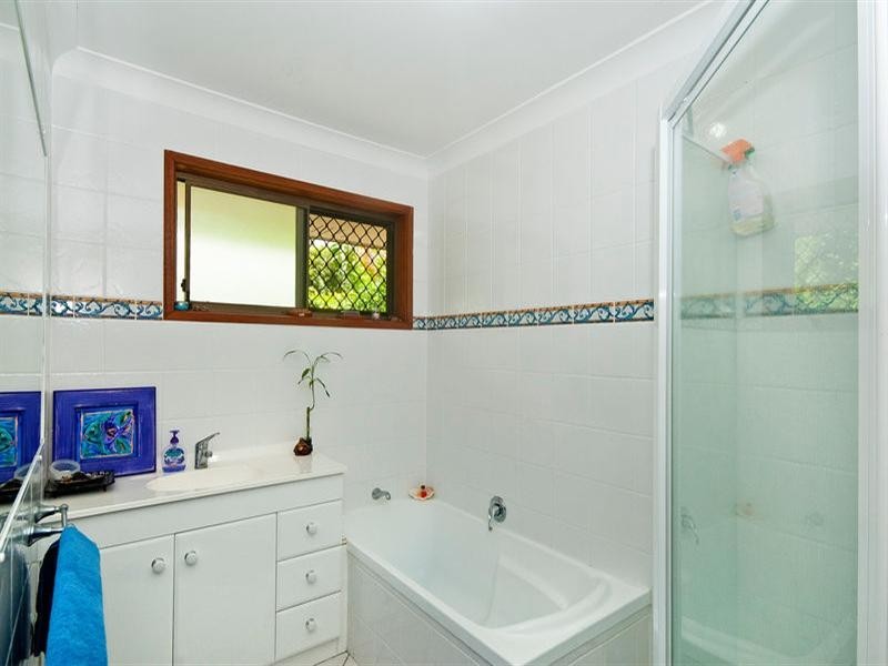 3 Ellioh Court, Elanora QLD 4221