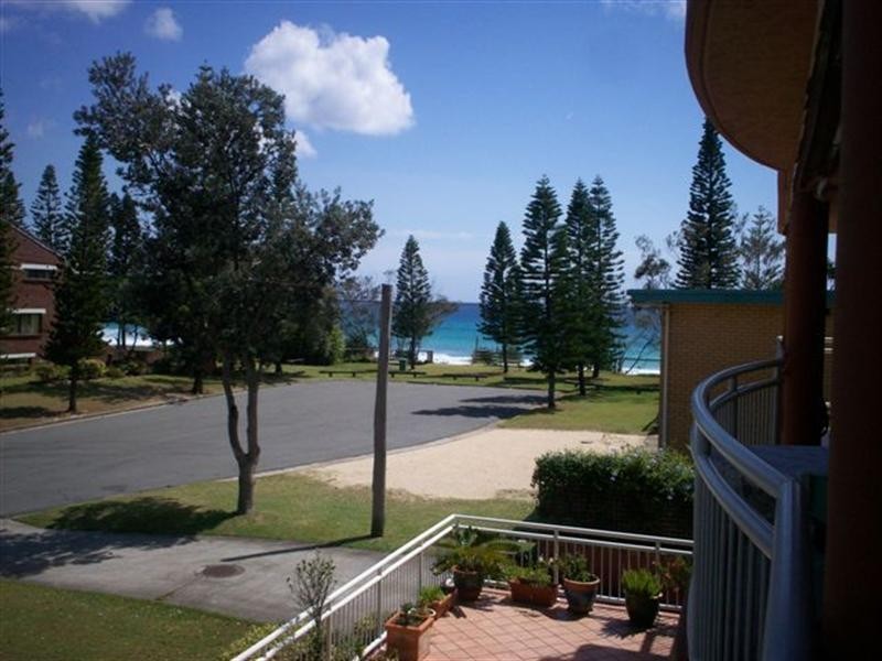 3/411 Golden Four Drive, Tugun QLD 4224