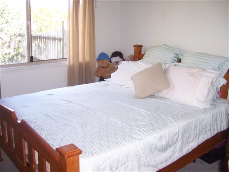 24 Daphne Court, Elanora QLD 4221