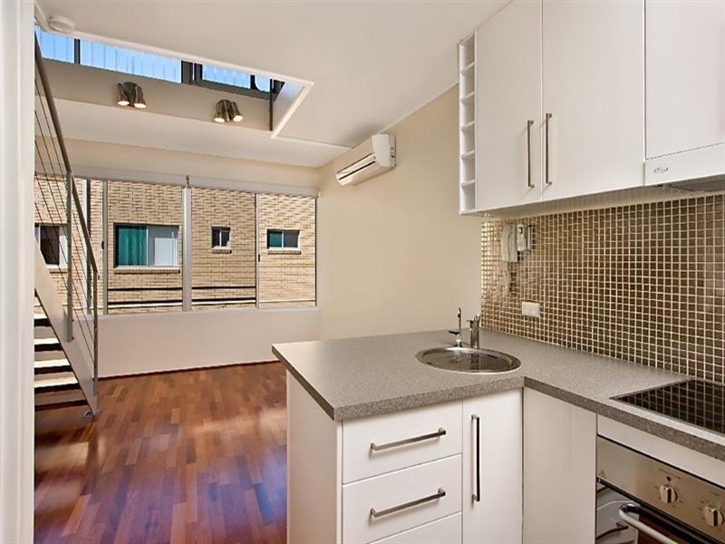 7/6 Nalla Court, Palm Beach QLD 4221