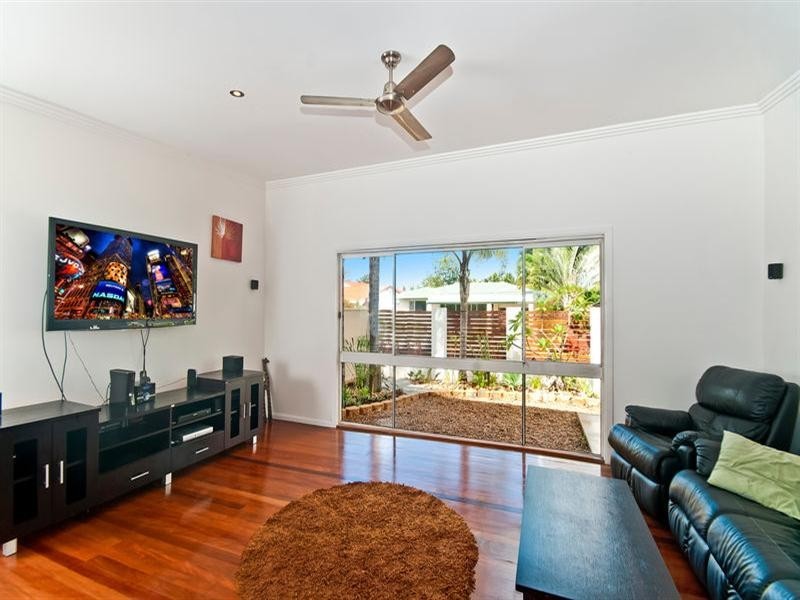 5 Merauke Avenue, Palm Beach QLD 4221