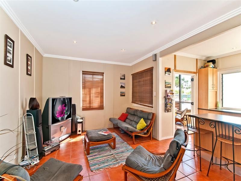 4 Second Avenue, Palm Beach QLD 4221