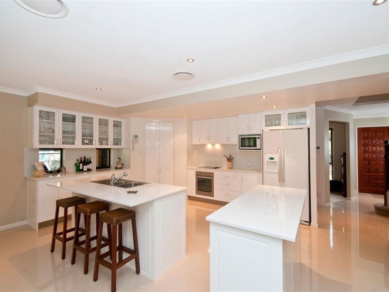 36 Forest Drive, Elanora QLD 4221