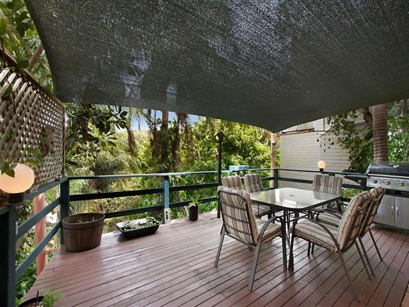 36 Woodgee Street, Currumbin QLD 4223
