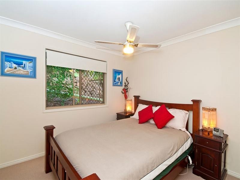 10 Bunbury Court, Elanora QLD 4221