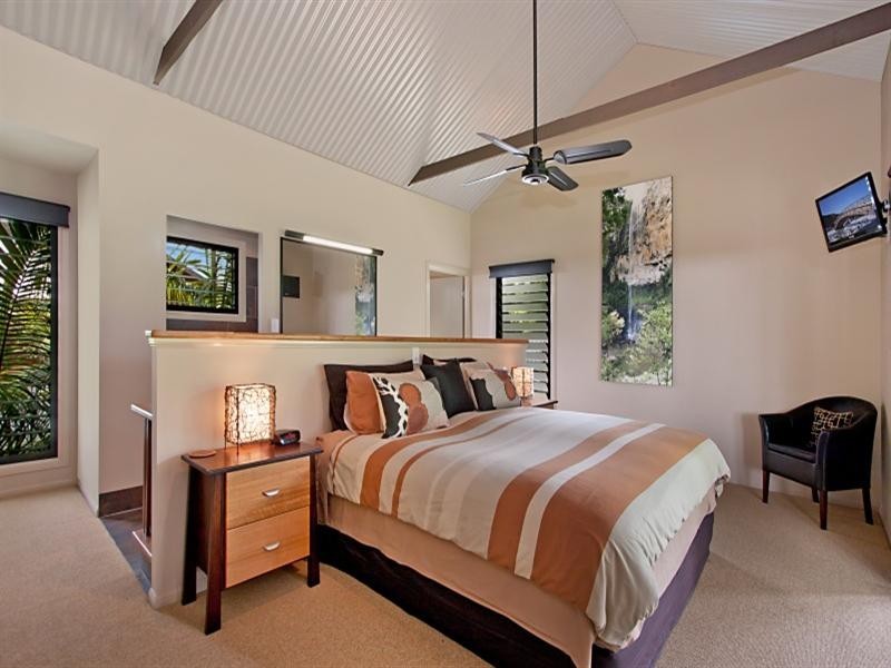 2 Stockyard Court, Tallebudgera QLD 4228