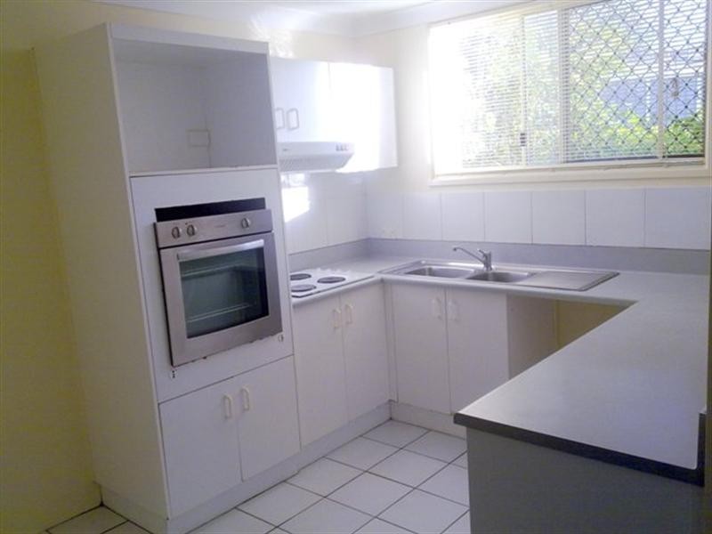 2/10 Wade Street, Tugun QLD 4224