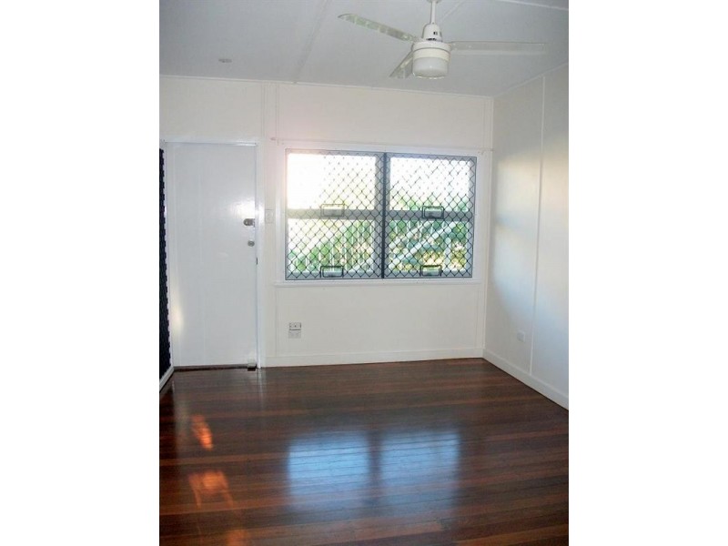 1/201 Golden Four Drive, Bilinga QLD 4225