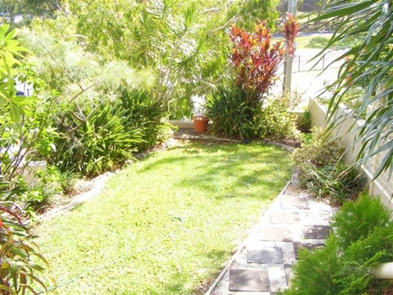 2/4 Teemangum Street, Tugun QLD 4224